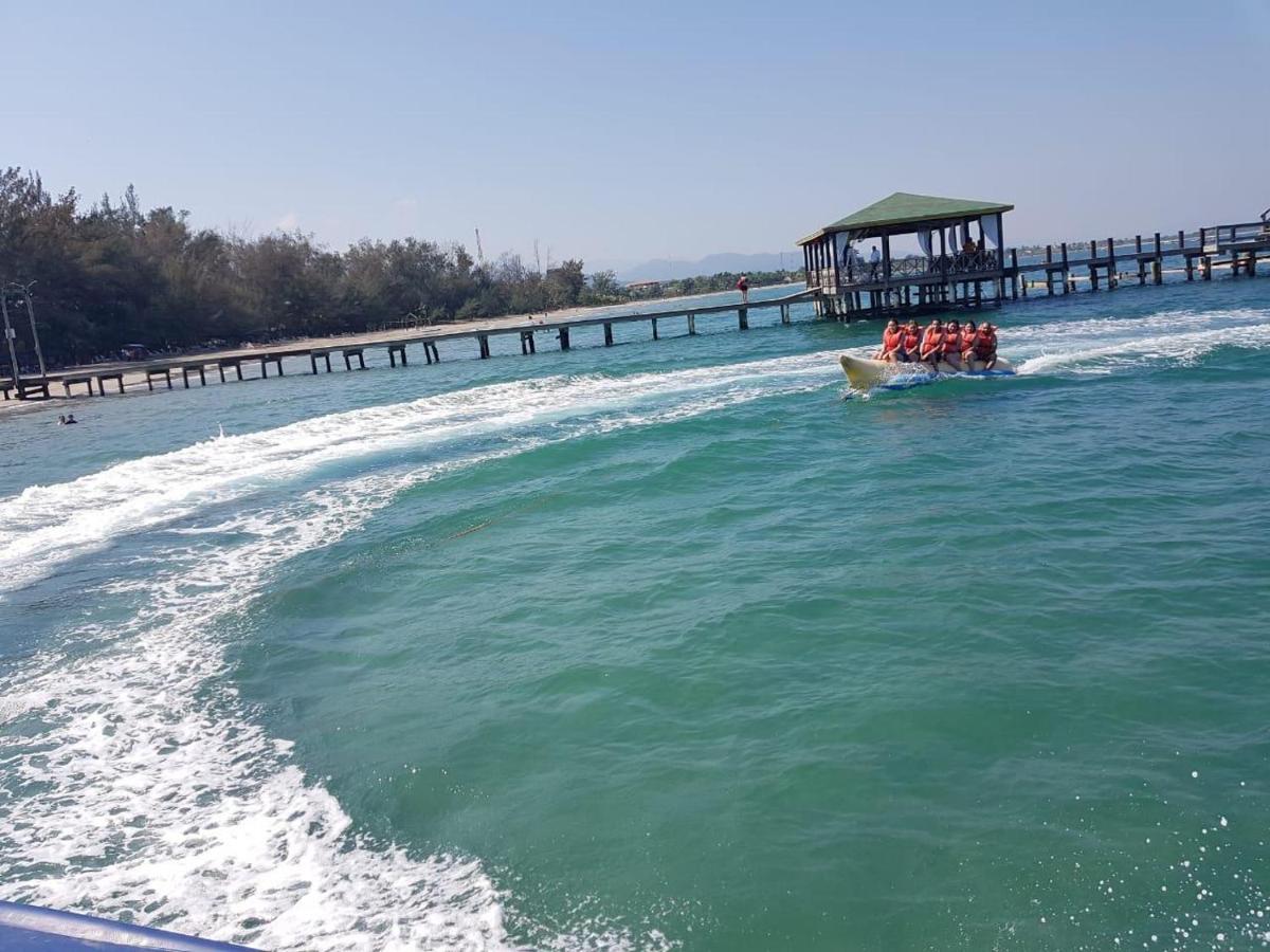 La Ensenada Beach Resort Tela Zewnętrze zdjęcie