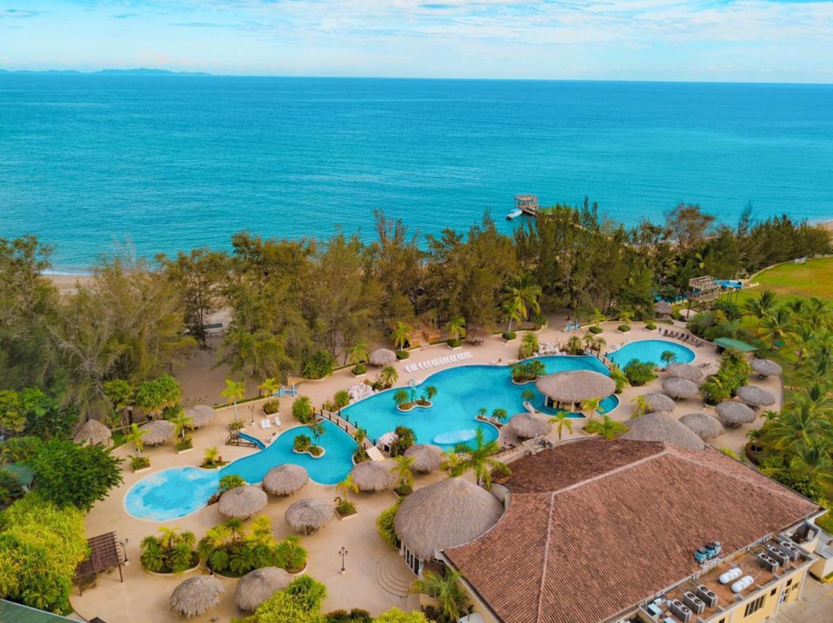 La Ensenada Beach Resort Tela Zewnętrze zdjęcie
