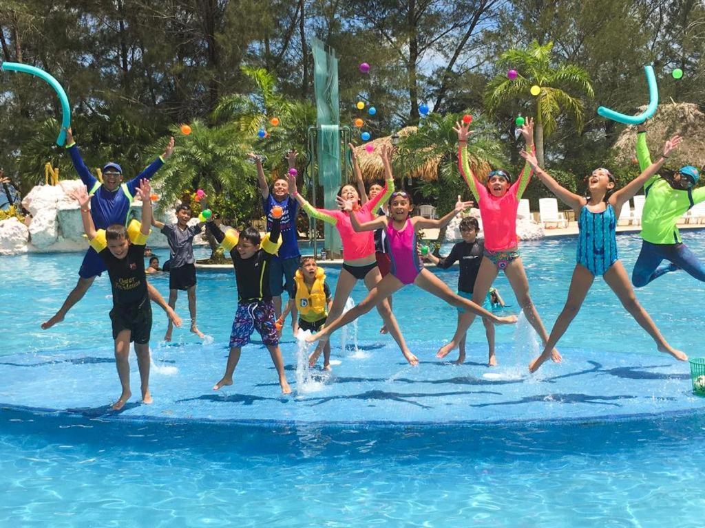 La Ensenada Beach Resort Tela Zewnętrze zdjęcie