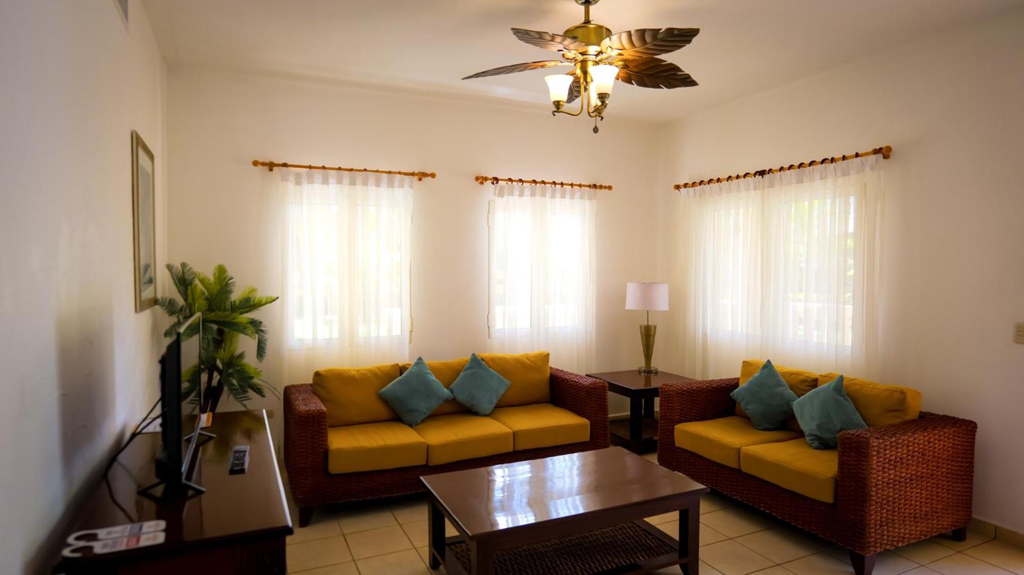 La Ensenada Beach Resort Tela Zewnętrze zdjęcie