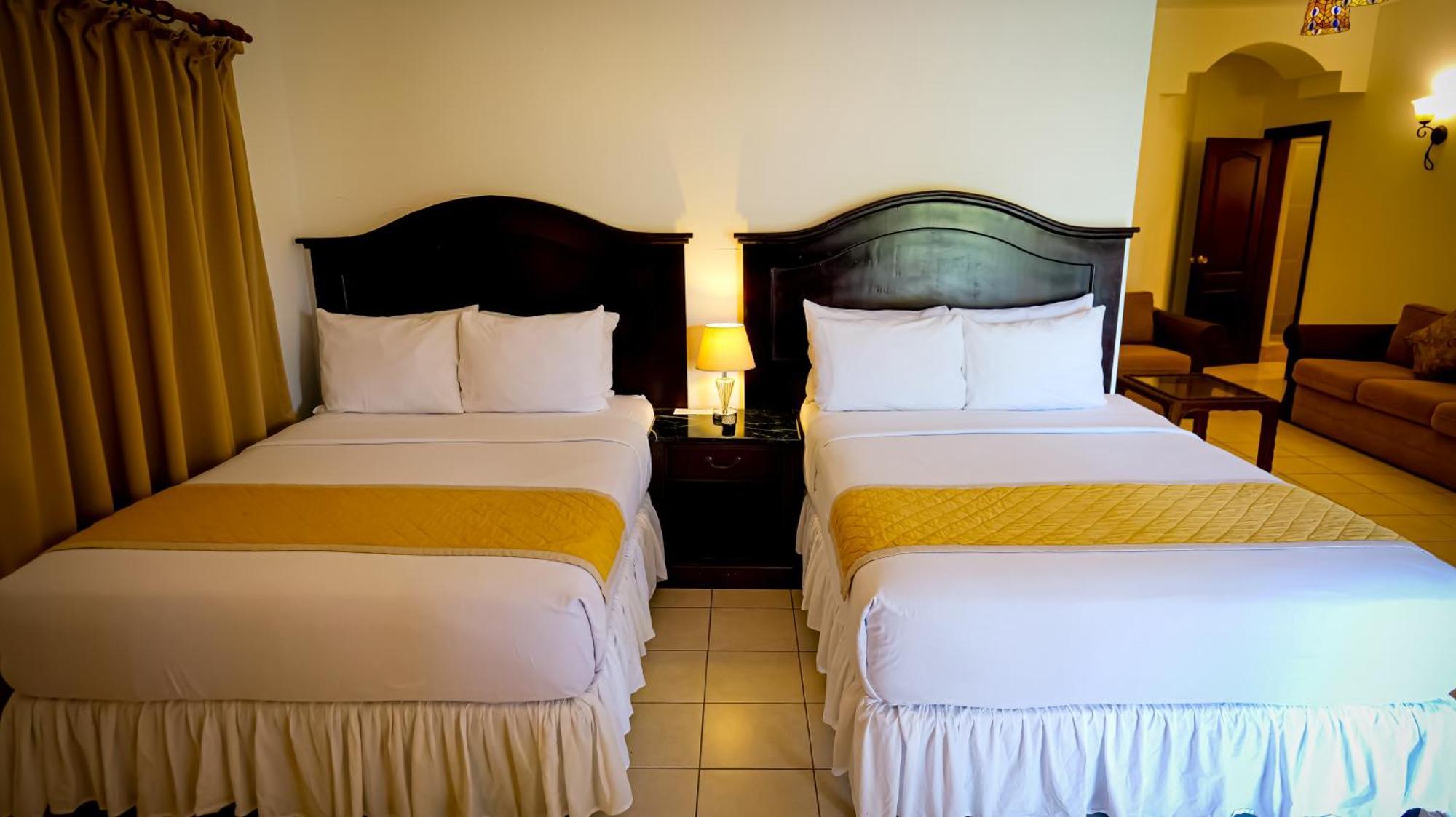 La Ensenada Beach Resort Tela Zewnętrze zdjęcie