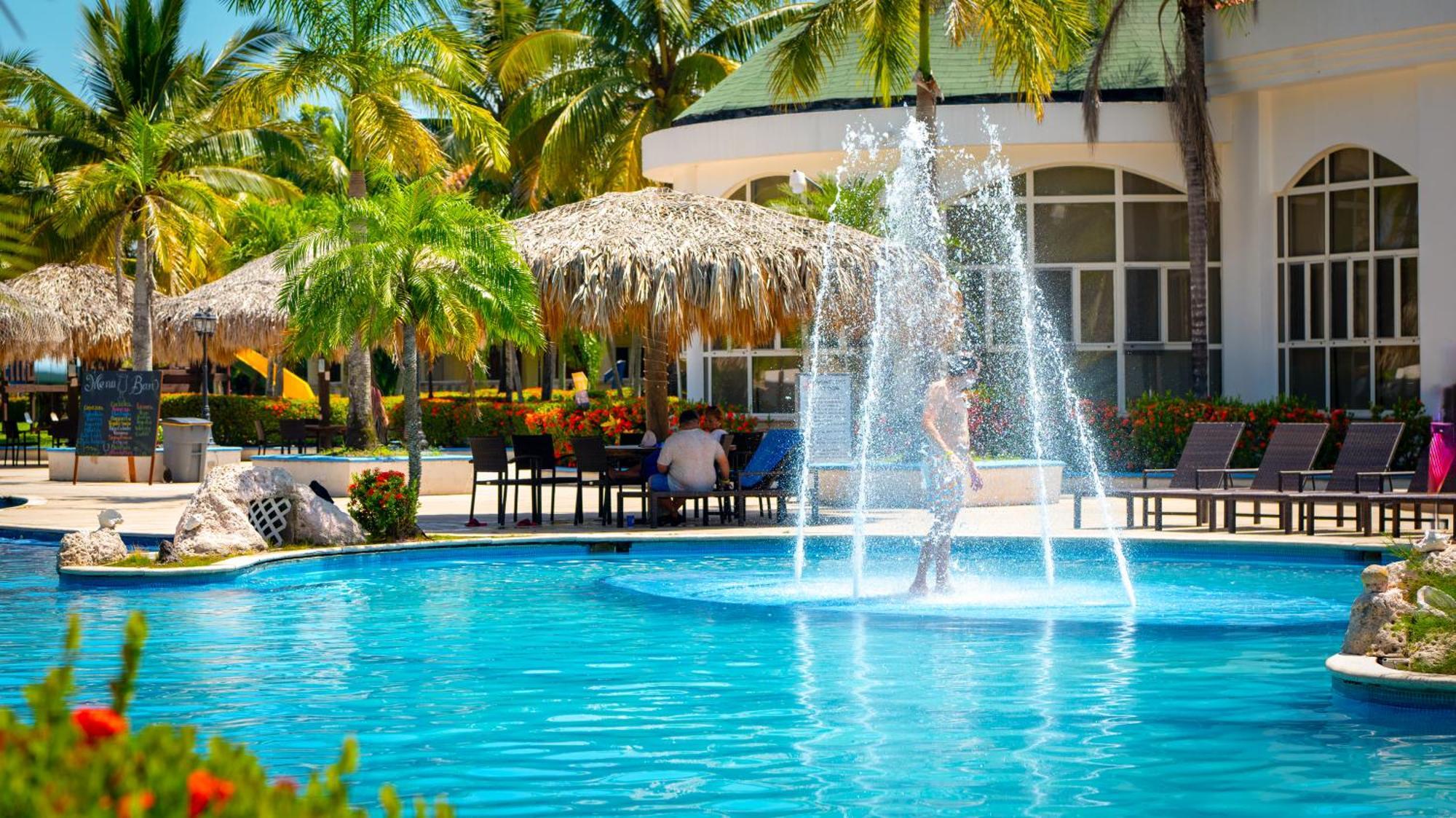 La Ensenada Beach Resort Tela Zewnętrze zdjęcie