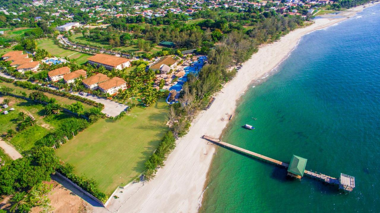 La Ensenada Beach Resort Tela Zewnętrze zdjęcie